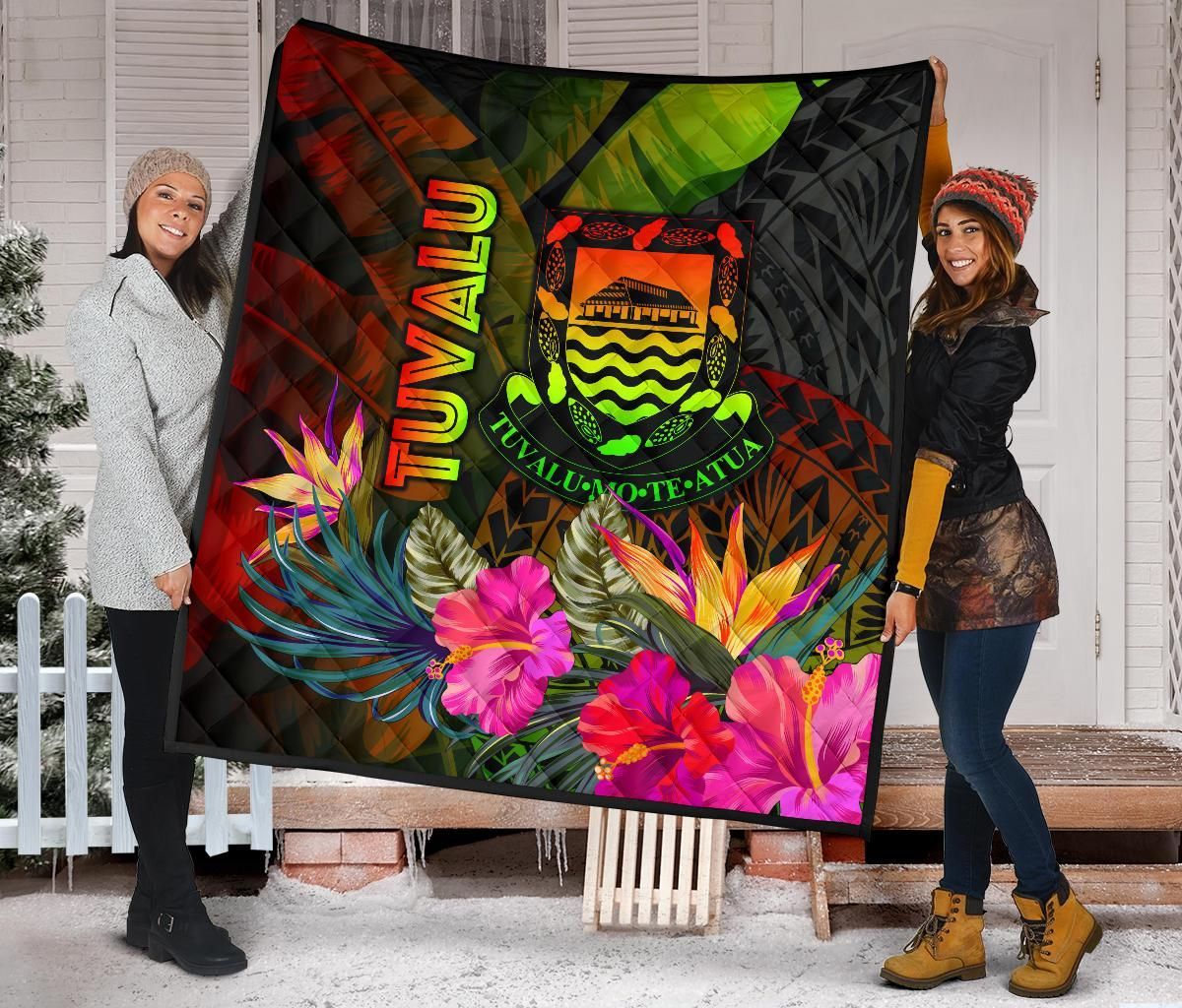 Tuvalu Polynesian Premium Quilt -  Hibiscus and Banana Leaves