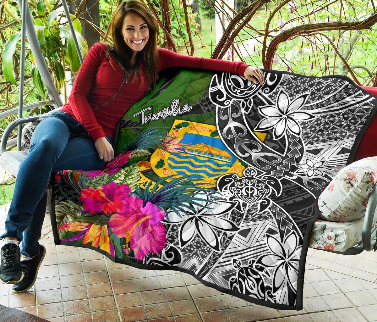 Tuvalu Premium Quilt - Turtle Plumeria Banana Leaf