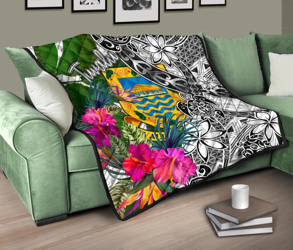 Tuvalu Premium Quilt White - Turtle Plumeria Banana Leaf