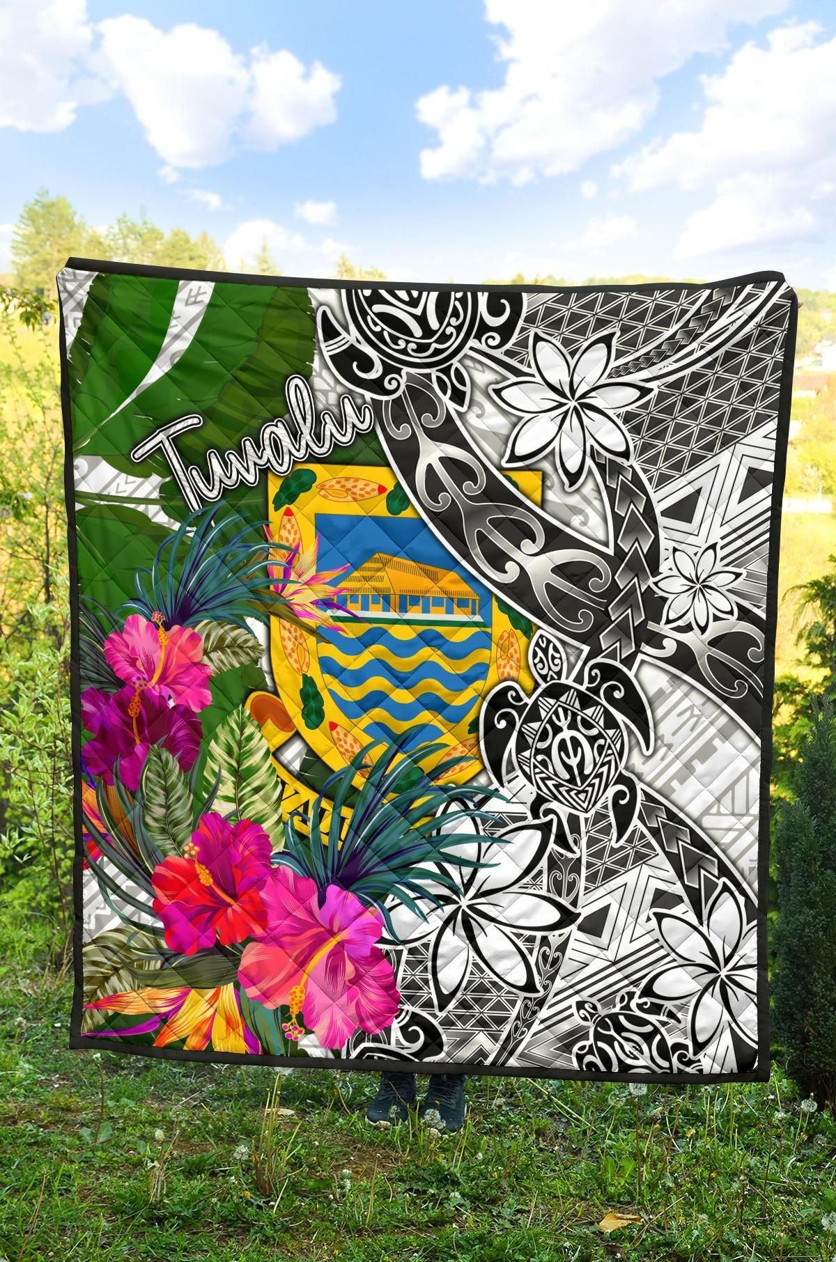 Tuvalu Premium Quilt White - Turtle Plumeria Banana Leaf