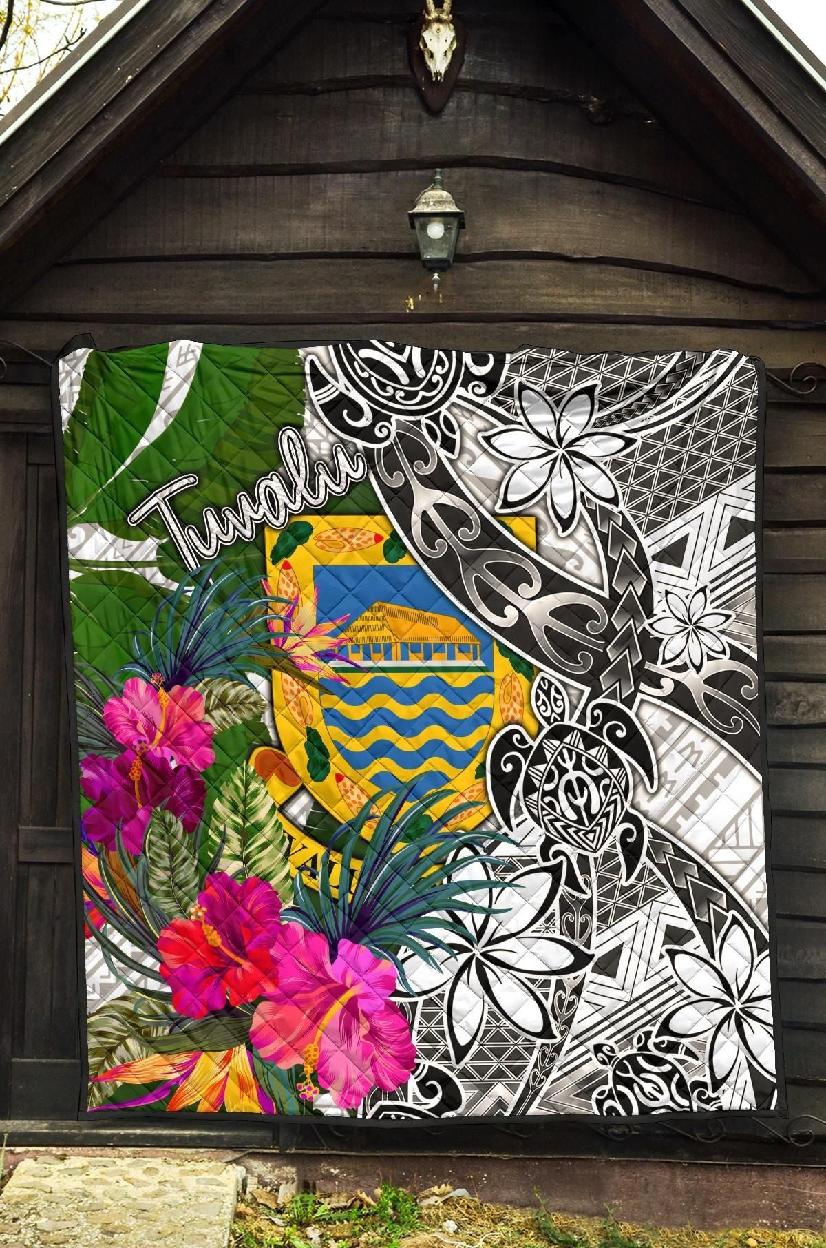 Tuvalu Premium Quilt White - Turtle Plumeria Banana Leaf
