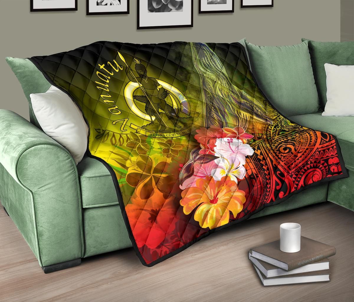 Vanuatu Premium Quilt - Humpback Whale with Tropical Flowers (Yellow)