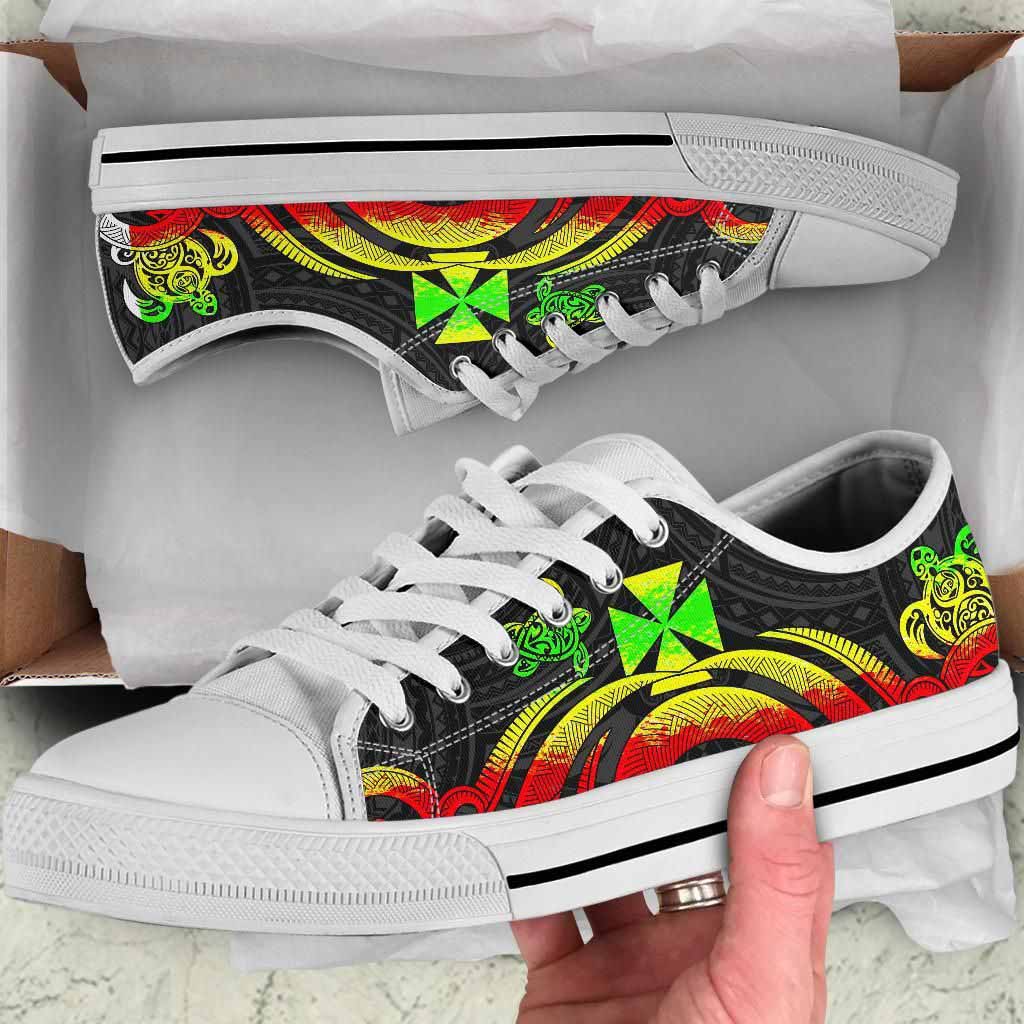 Wallis and Futuna Low Top Canvas Shoes - Reggae Tentacle Turtle