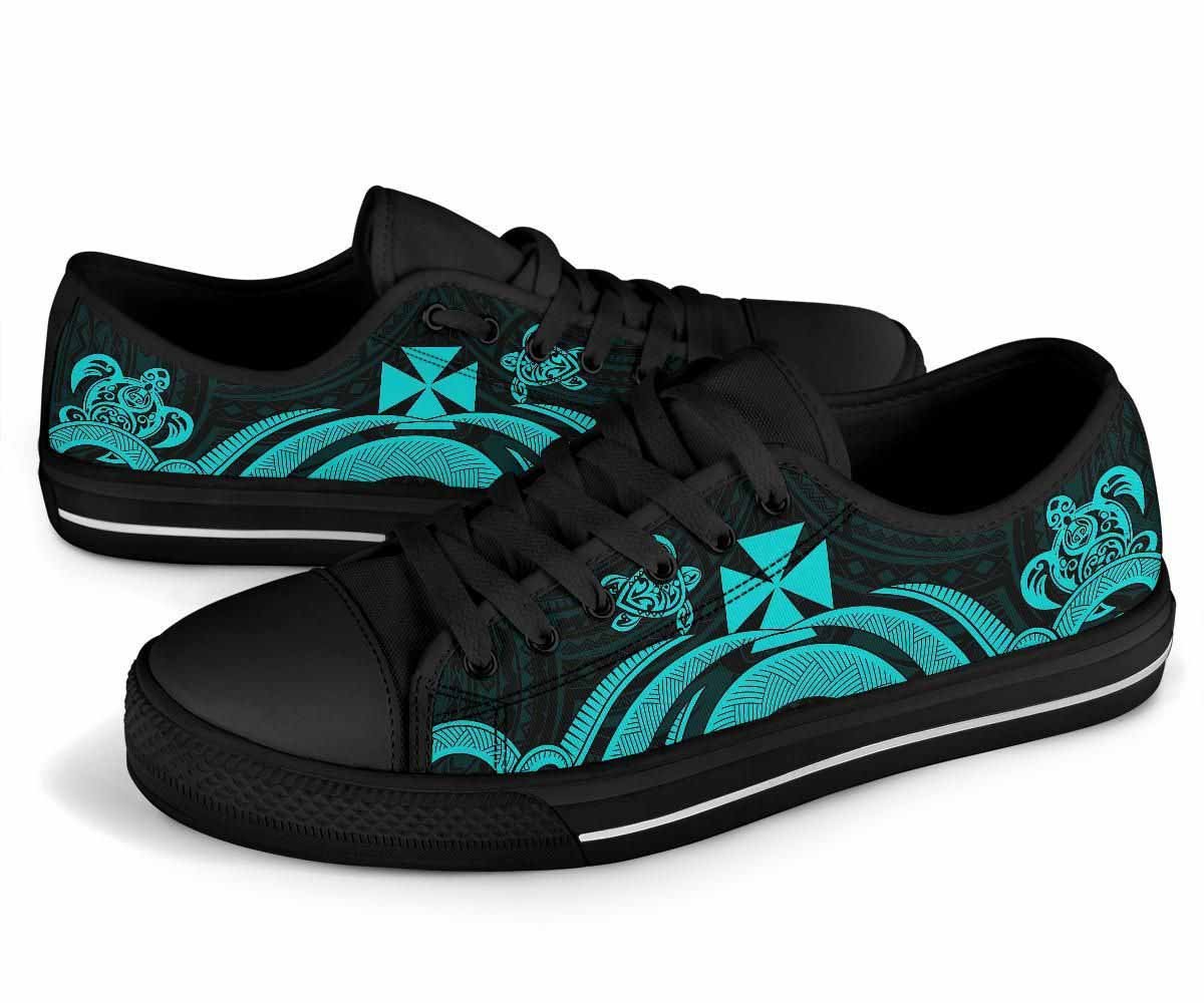 Wallis and Futuna Low Top Canvas Shoes - Turquoise Tentacle Turtle