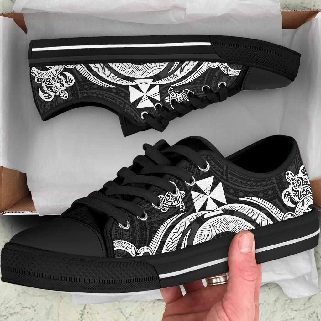 Wallis and Futuna Low Top Canvas Shoes - White Tentacle Turtle