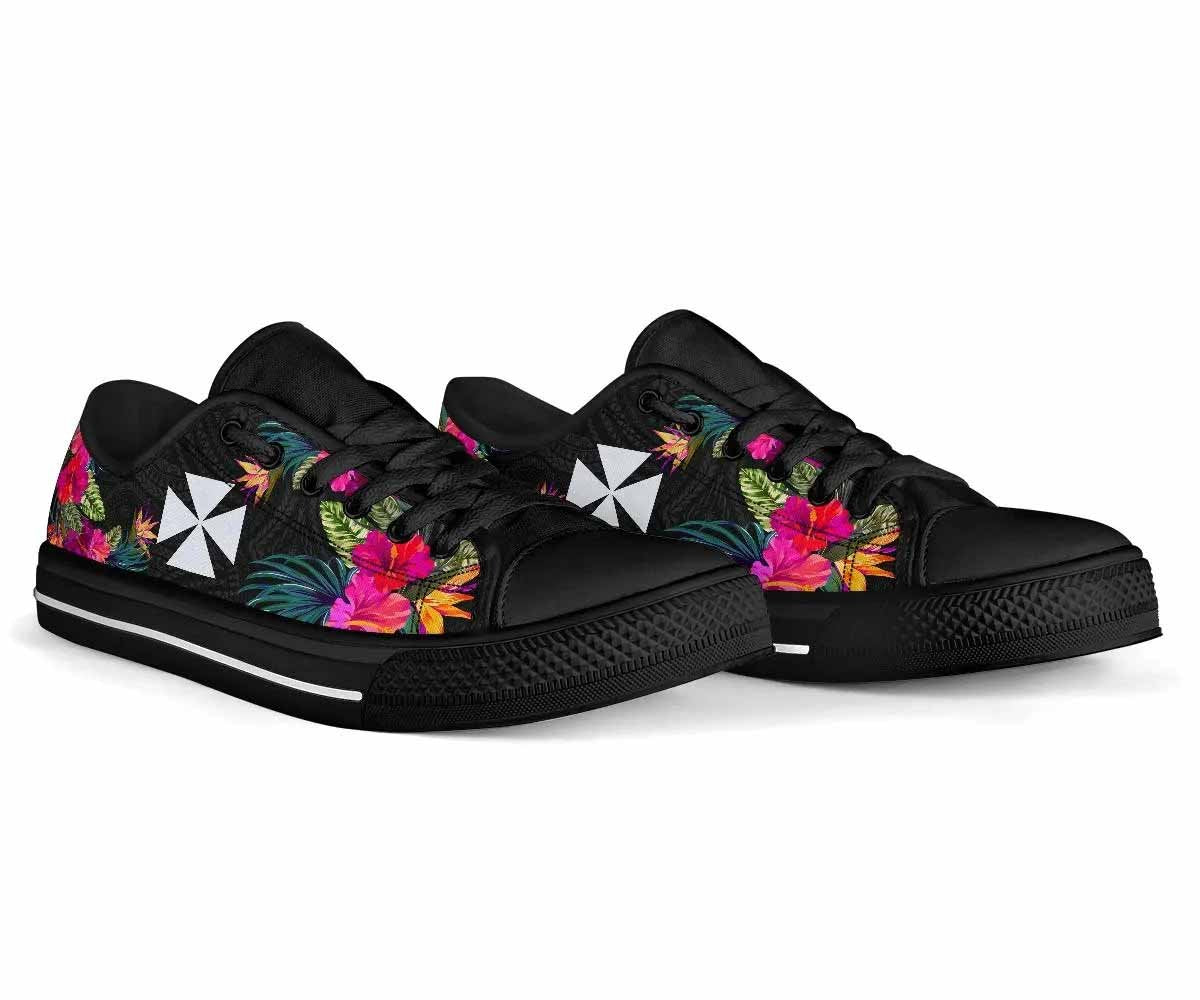 Wallis and Futuna Low Top Shoes - Hibiscus Polynesian Pattern
