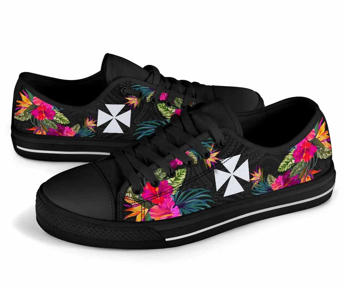 Wallis and Futuna Low Top Shoes - Hibiscus Polynesian Pattern