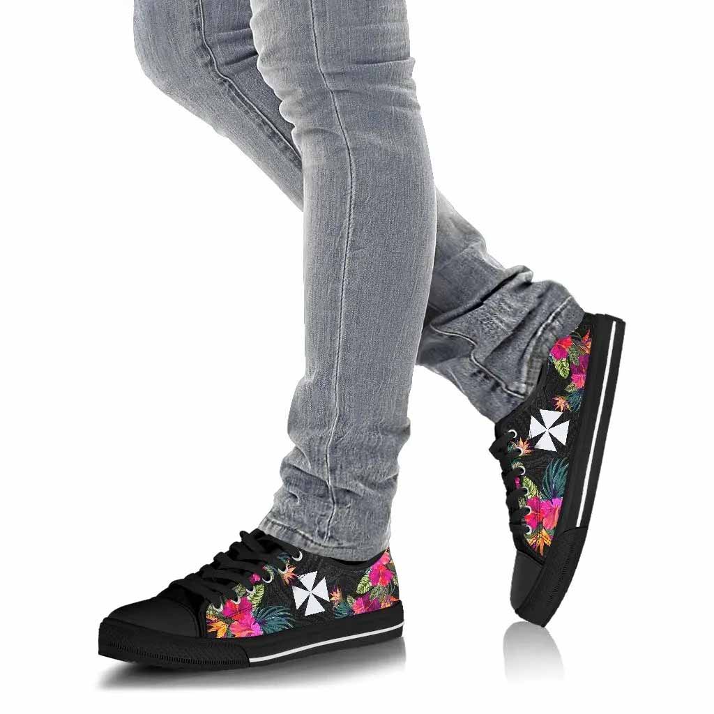 Wallis and Futuna Low Top Shoes - Hibiscus Polynesian Pattern