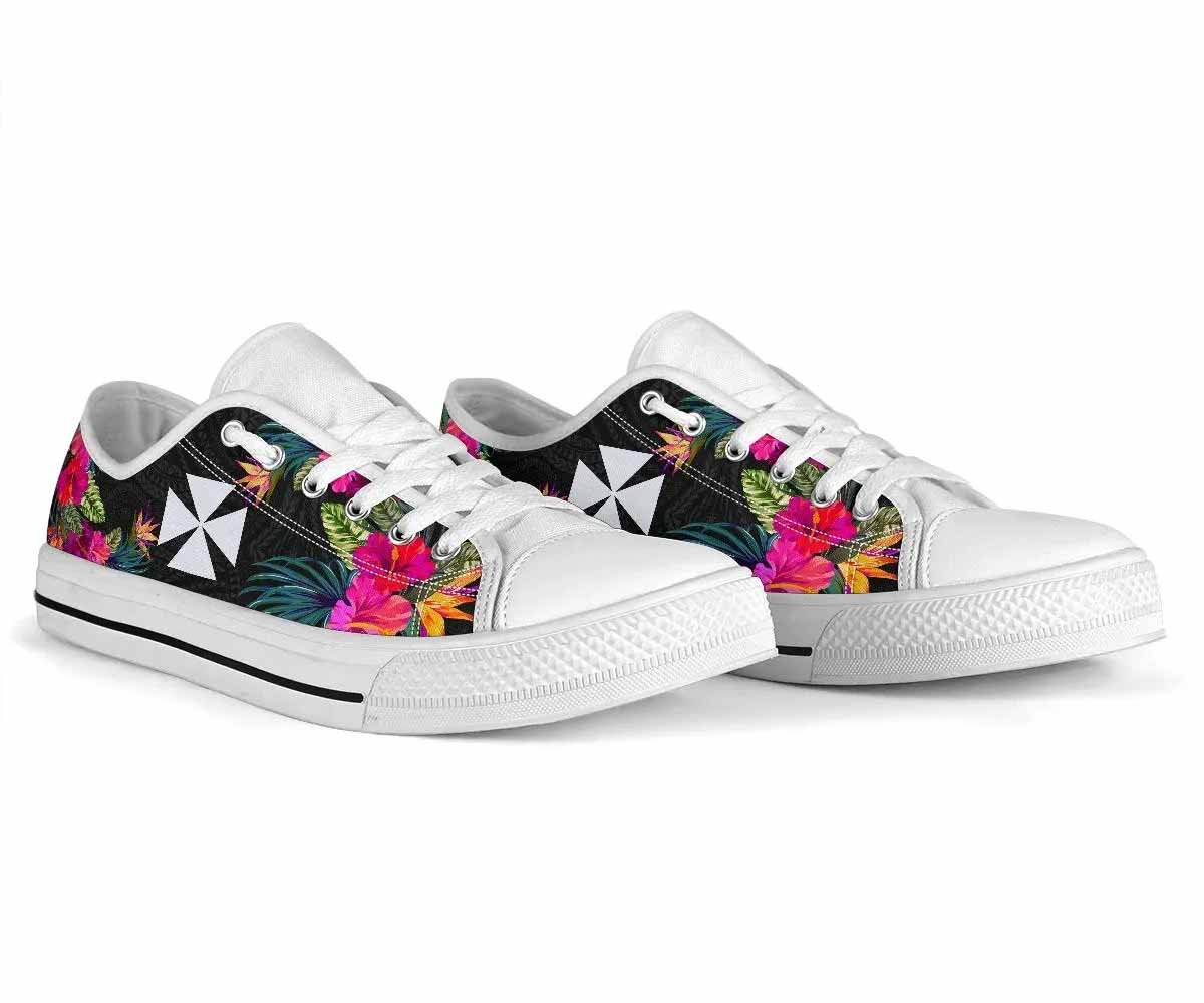 Wallis and Futuna Low Top Shoes - Hibiscus Polynesian Pattern