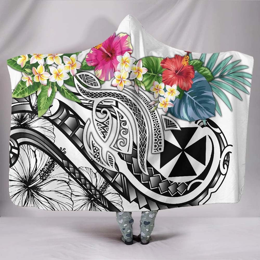 Wallis and Futuna Polynesian Hooded Blanket - Summer Plumeria (White)