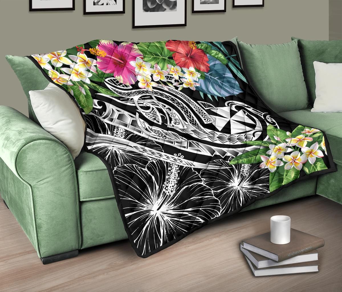 Wallis and Futuna Polynesian Premium Quilt - Summer Plumeria (Black)
