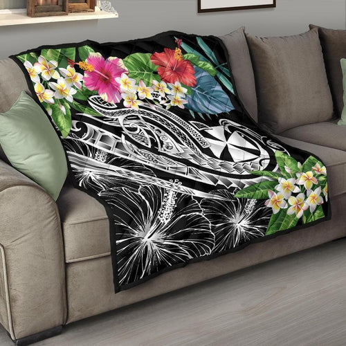 Wallis and Futuna Polynesian Premium Quilt - Summer Plumeria (Black)