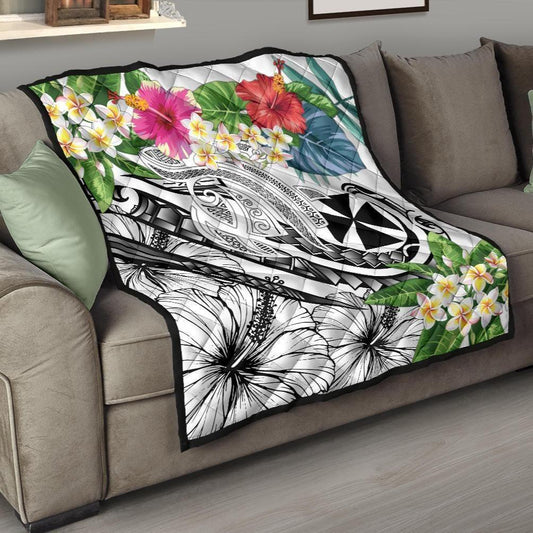 Wallis and Futuna Polynesian Premium Quilt - Summer Plumeria (White)