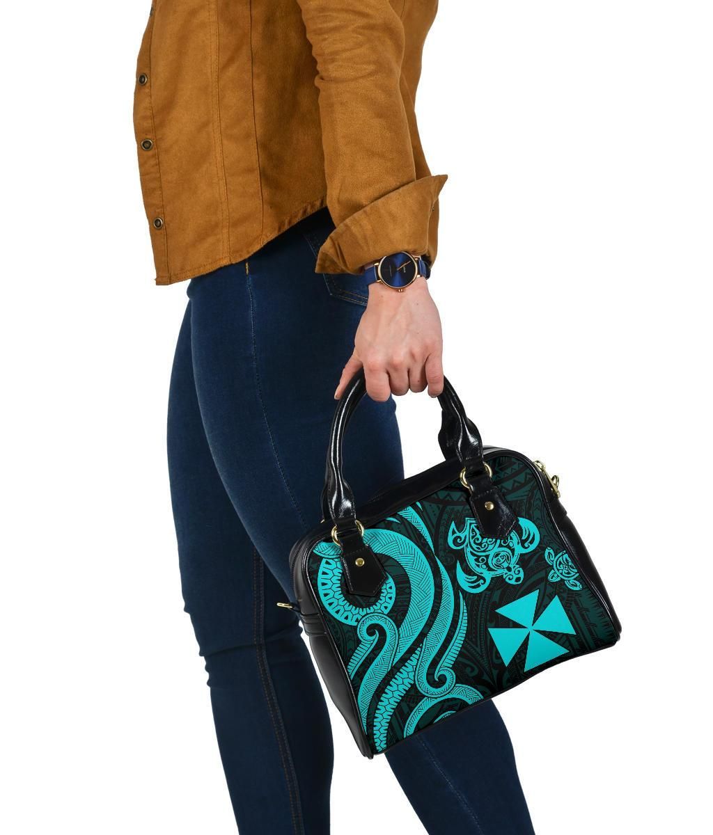 Wallis And Futuna Shoulder Handbag - Turquoise Tentacle Turtle