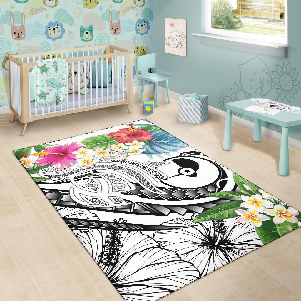 YAP Polynesian Area Rug - Summer Plumeria (White)