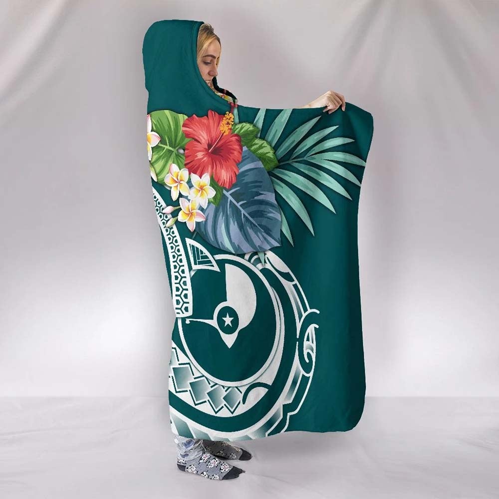 YAP Polynesian Hooded Blanket - Summer Plumeria (Turquoise)