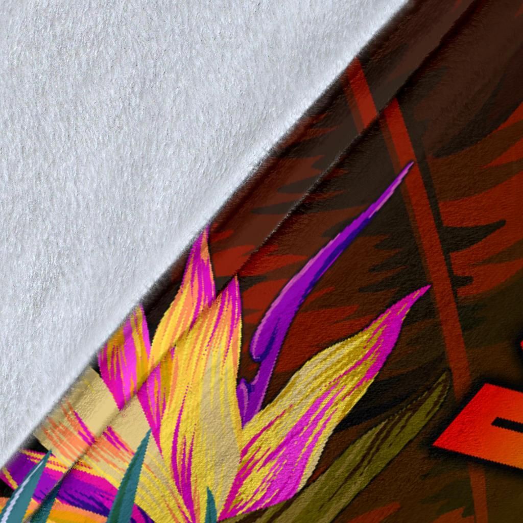 Yap Polynesian Premium Blanket - Hibiscus and Banana Leaves