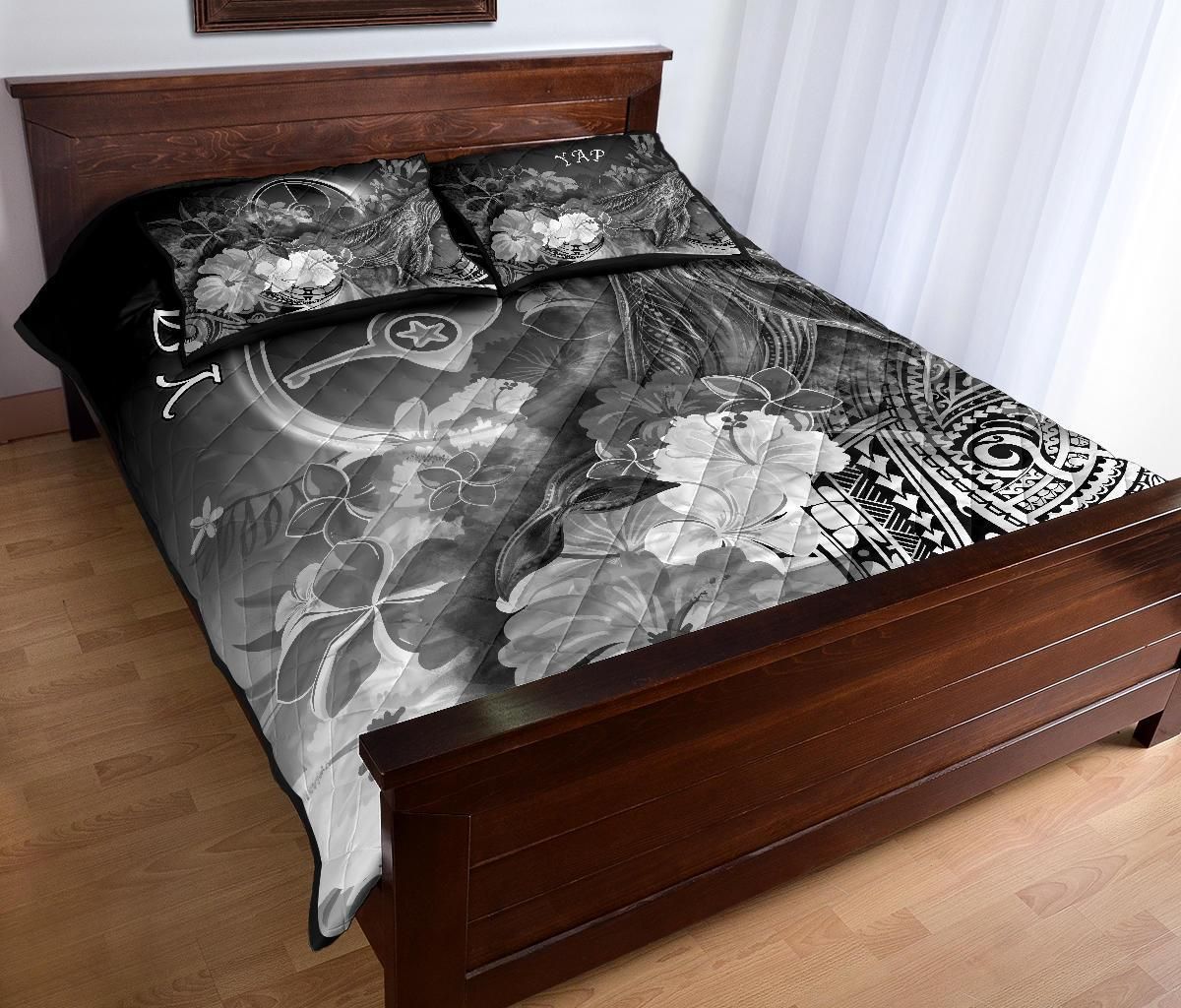 Yap Quilt Bed Set - Humpback Whale with Tropical Flowers (White)