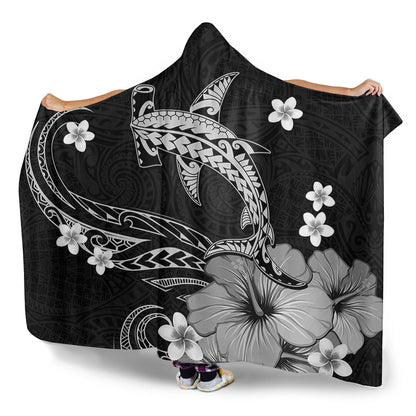 Hawaii Hooded Blanket Shark Polynesia Tribal Tattoo
