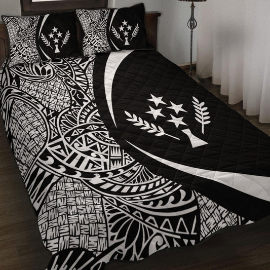 Kosrae Quilt Bed Set Lauhala White Circle Style