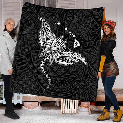 Hawaii Premium Quilt Hawaiian Map Polynesian Tribal Ray Tattoo