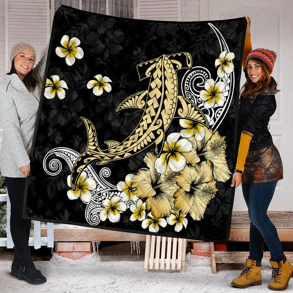 Hawaii Premium Quilt Hammerhead Shark Gold Tropical