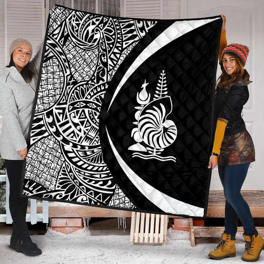 New Caledonia Premium Quilt Lauhala White Circle Style