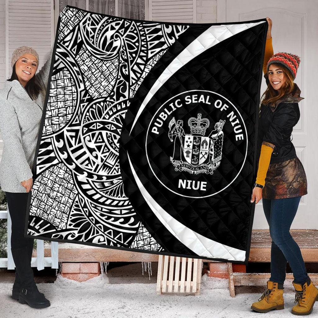 Niue Premium Quilt Lauhala White Circle Style