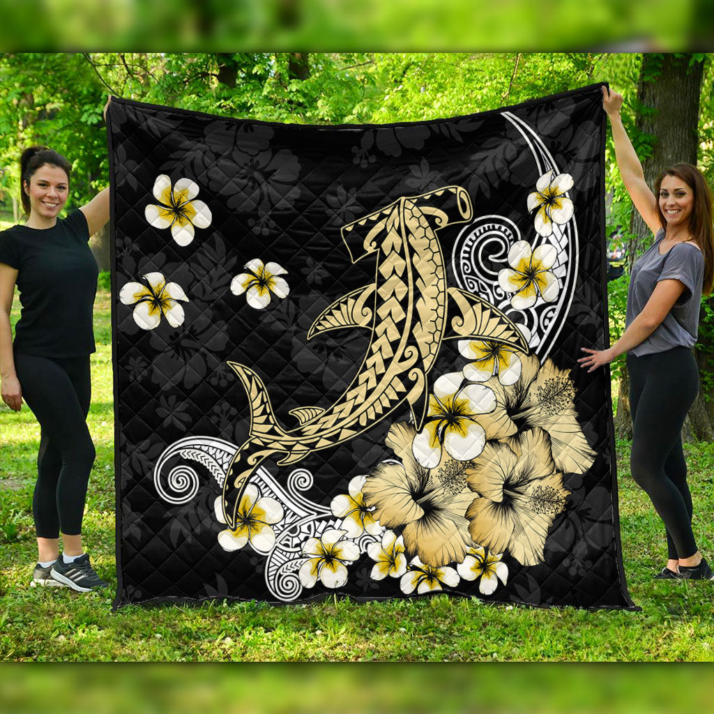 Hawaii Premium Quilt Hammerhead Shark Gold Tropical