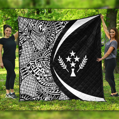 Kosrae Premium Quilt Lauhala White Circle Style