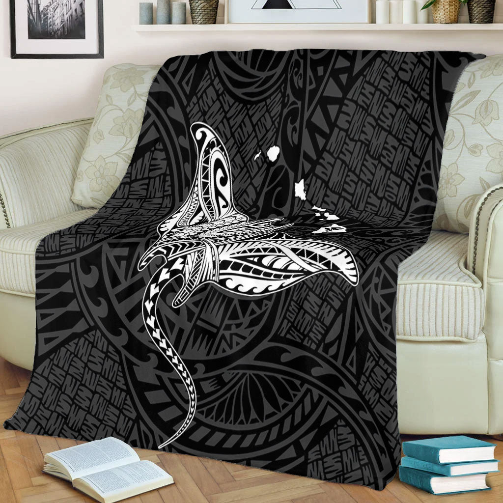 Hawaii Premium Blanket Hawaiian Map Polynesian Tribal Ray Tattoo