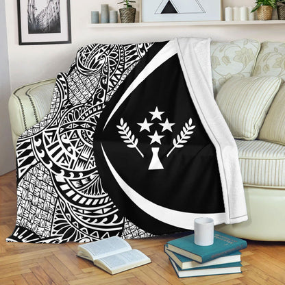 Kosrae Premium Blanket Lauhala White Circle Style