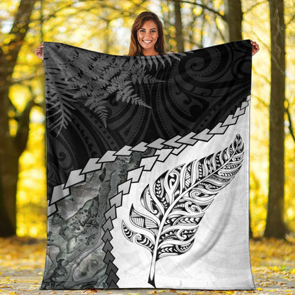 New Zealand Premium Blanket Silver Fern Maori Pattern