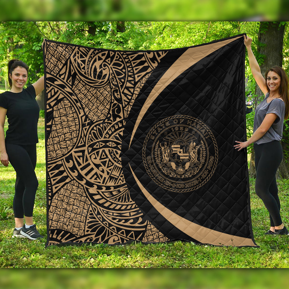 Hawaii Premium Quilt Coat Of Arm Lauhala Gold Circle