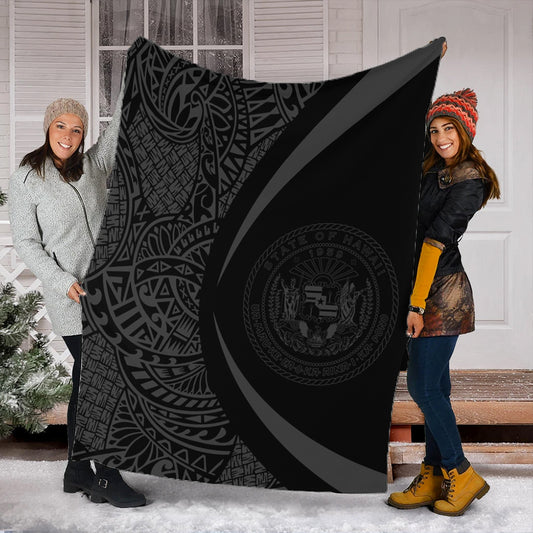 Hawaii Premium Blanket Coat Of Arm Lauhala Gray Circle