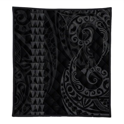 Hawaii Premium Quilt Hawaiian Map Kakau Style Gray