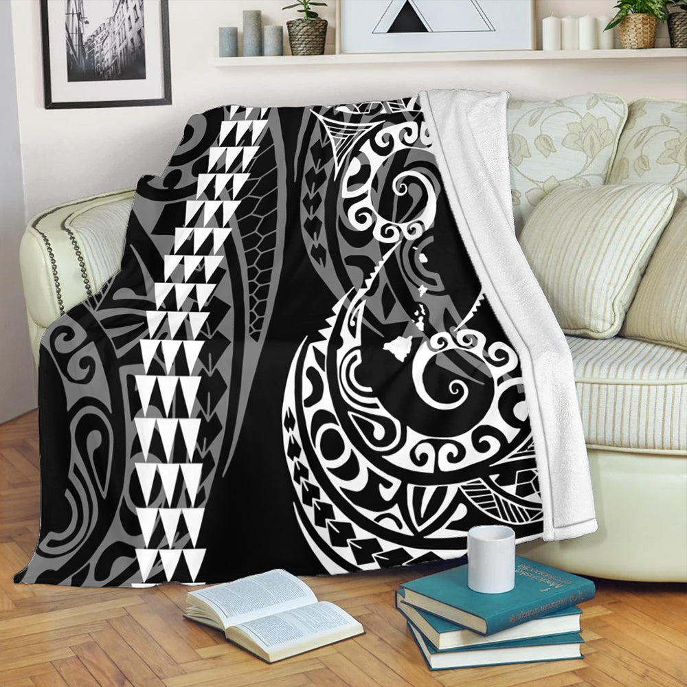 Hawaii Premium Blanket Hawaiian Map Kakau Style White