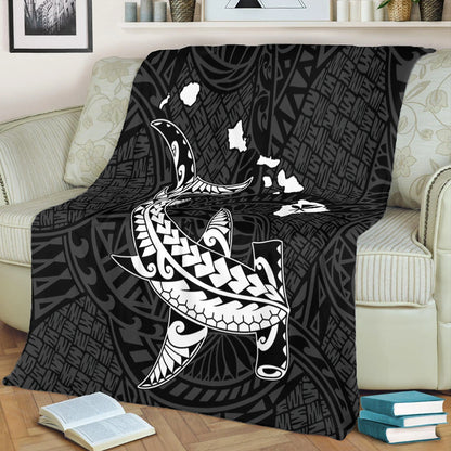 Hawaii Premium Blanket Hawaiian Native Map Hammerhead Shark White
