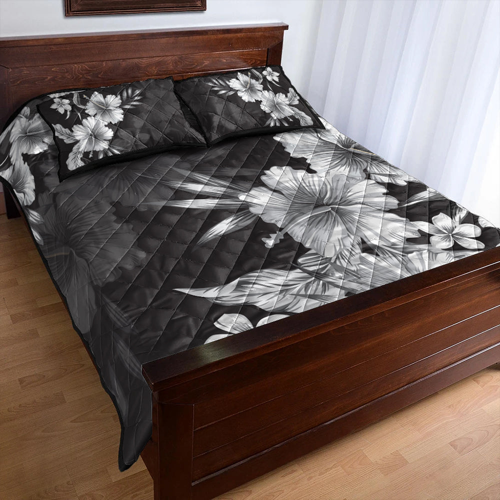 Hawaii Quilt Bed Set Hibiscus And Plumeria B&W