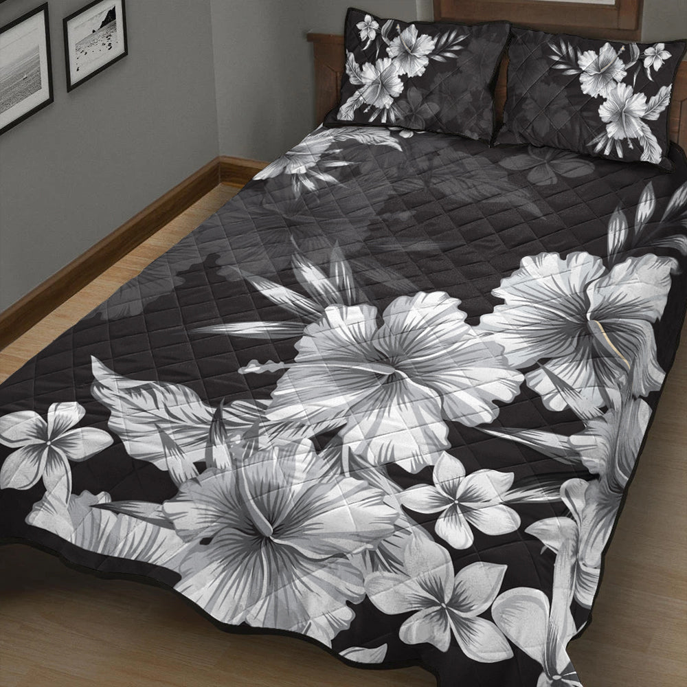 Hawaii Quilt Bed Set Hibiscus And Plumeria B&W