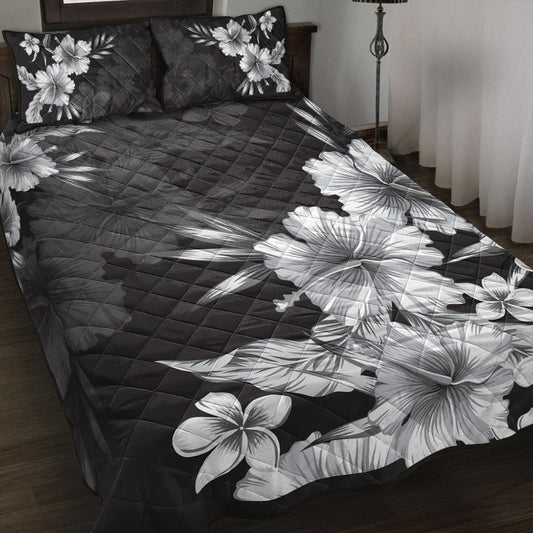 Hawaii Quilt Bed Set Hibiscus B&W
