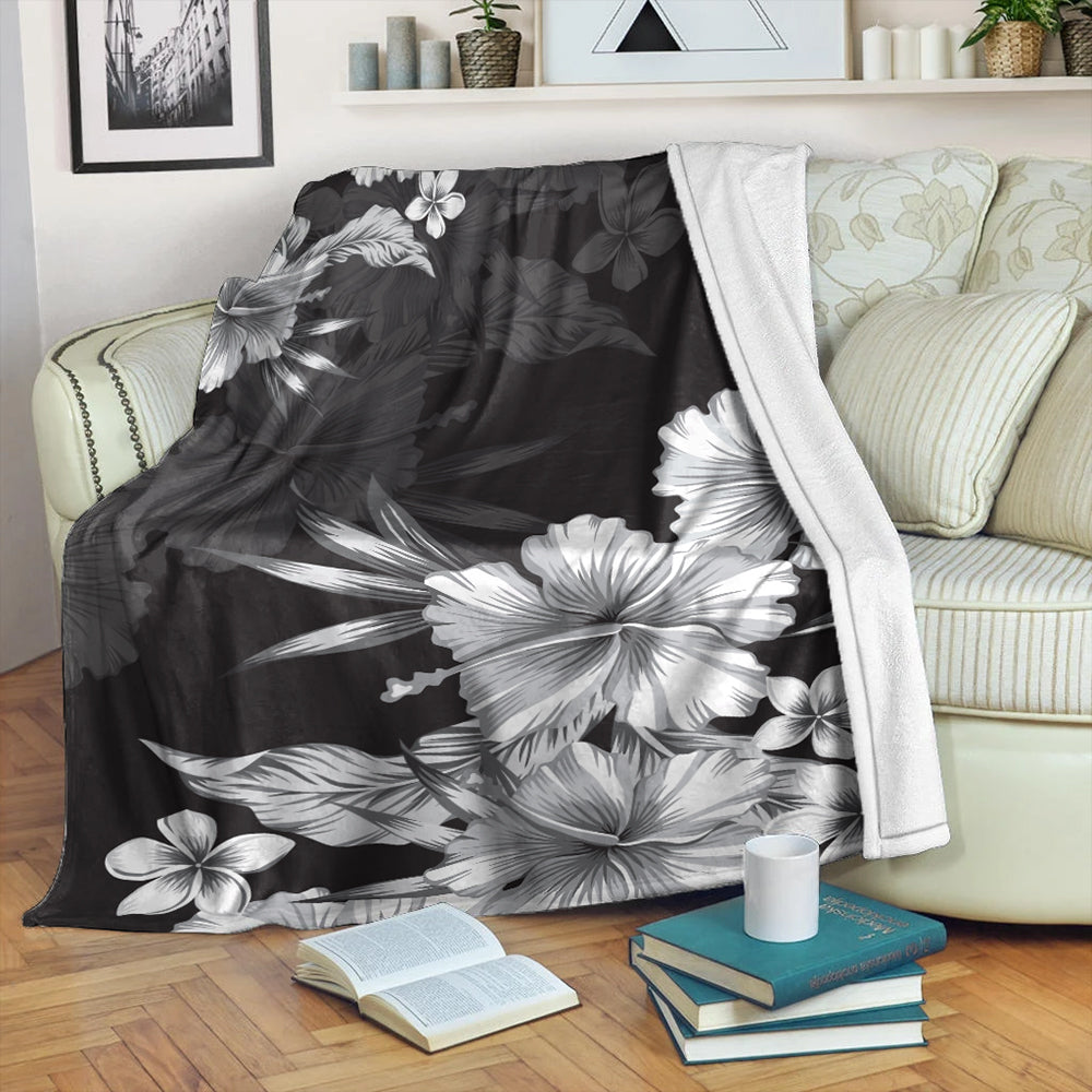 Hawaii Premium Blanket Hibiscus B&W