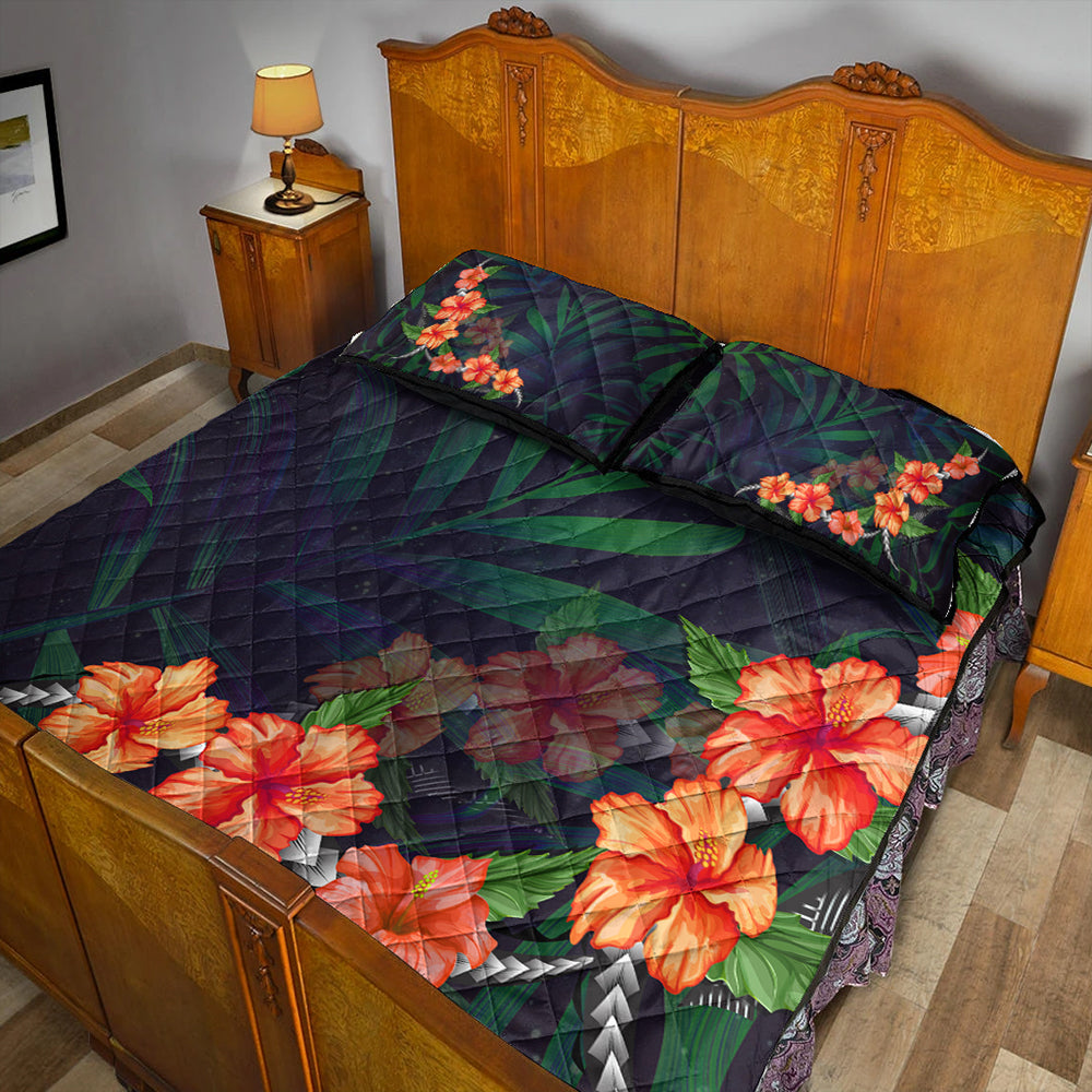 Hawaii Quilt Bed Set Hibiscus Palm Background