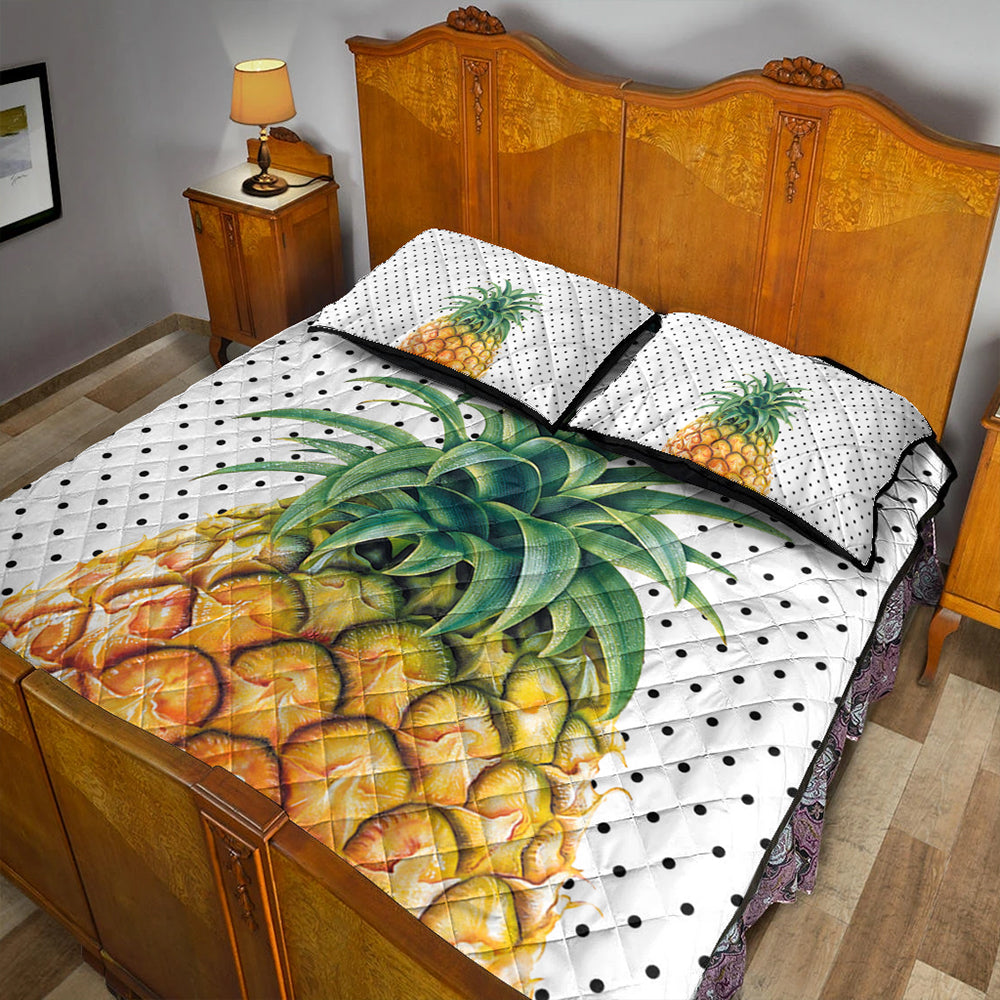 Hawaii Quilt Bed Set Pineapple Dottie