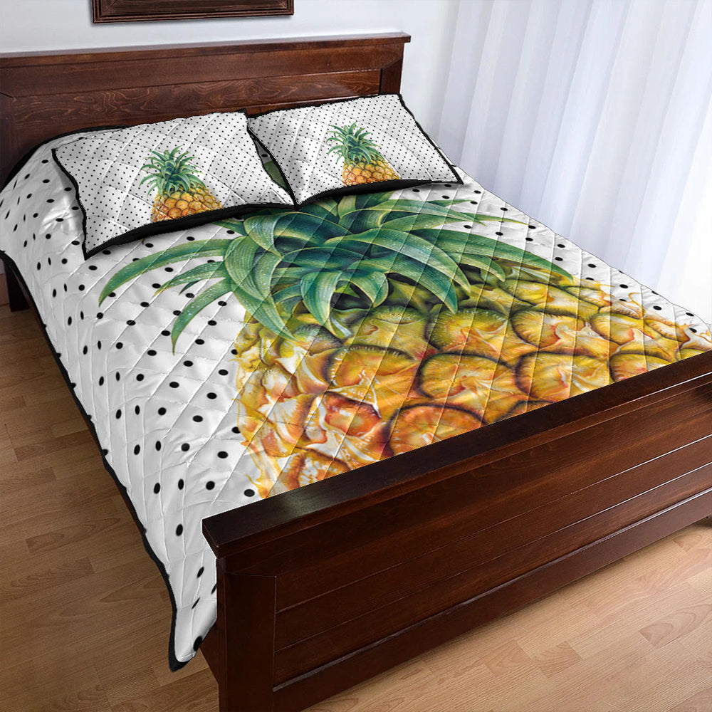 Hawaii Quilt Bed Set Pineapple Dottie