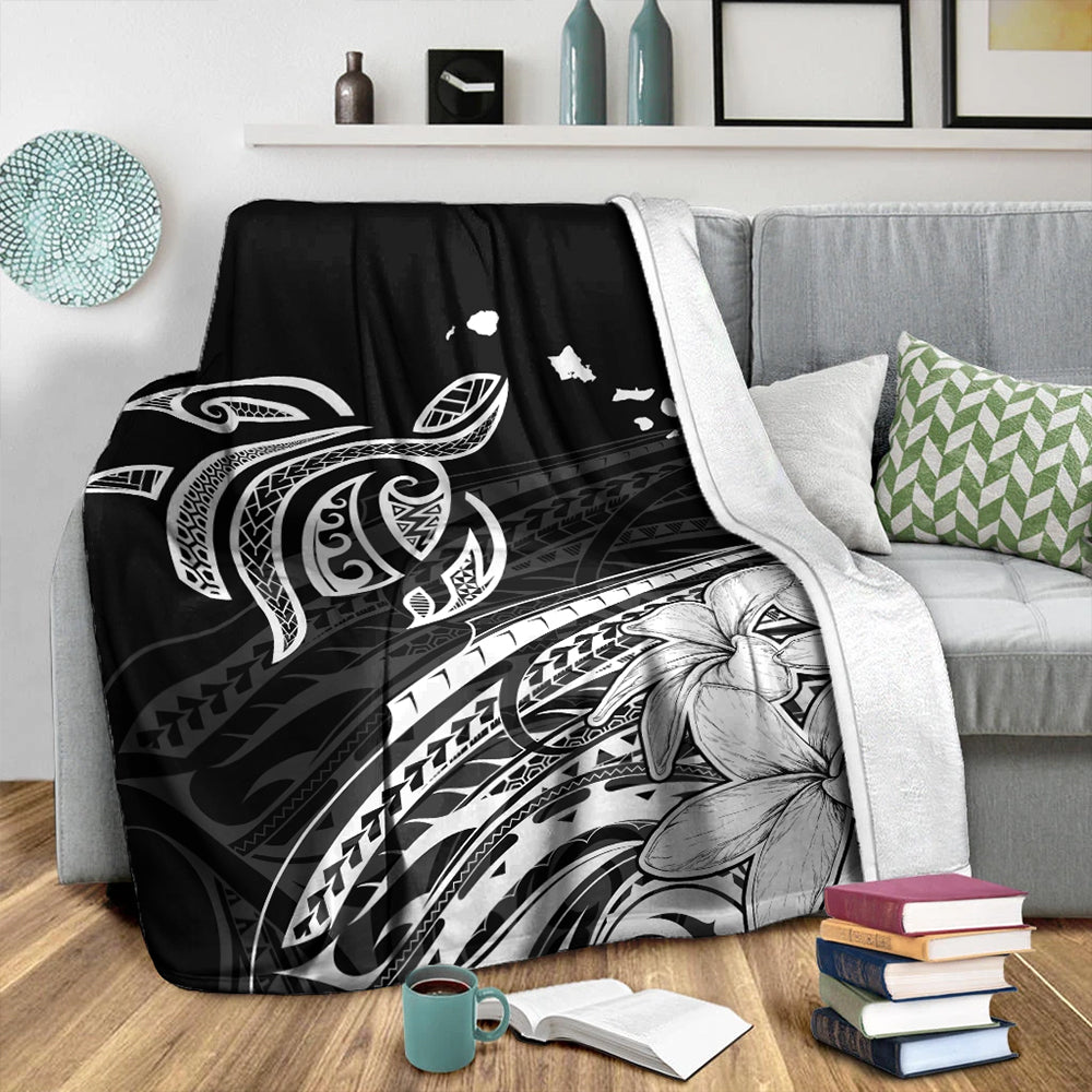 Hawaii Premium Blanket Turtle Polynesian Map Plumeria White