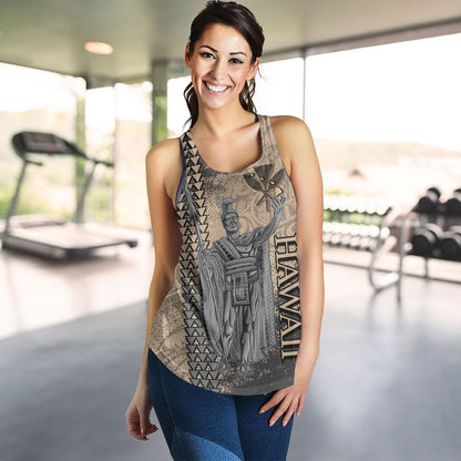 Hawaii Custom Personalised Women Tank Hawaii King Grunge With Halftone Background