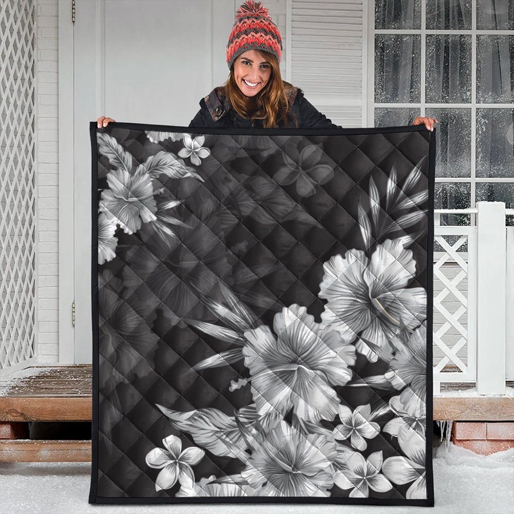 Hawaii Premium Quilt Hibiscus And Plumeria B&W