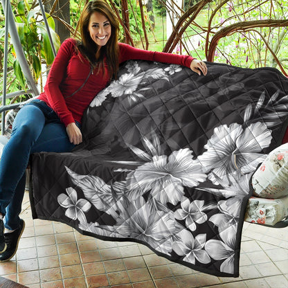 Hawaii Premium Quilt Hibiscus And Plumeria B&W