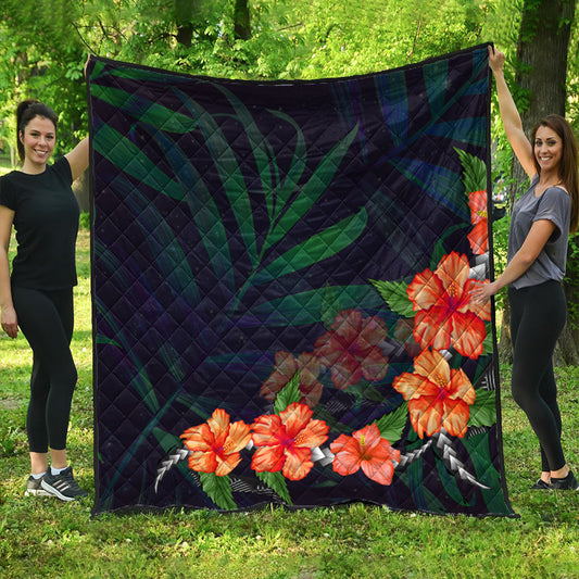 Hawaii Premium Quilt Hibiscus Palm Background